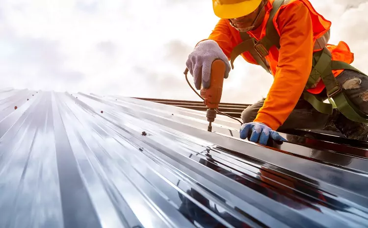 The Importance of Hiring Expert Roofing Contractors for Emergency Repairs