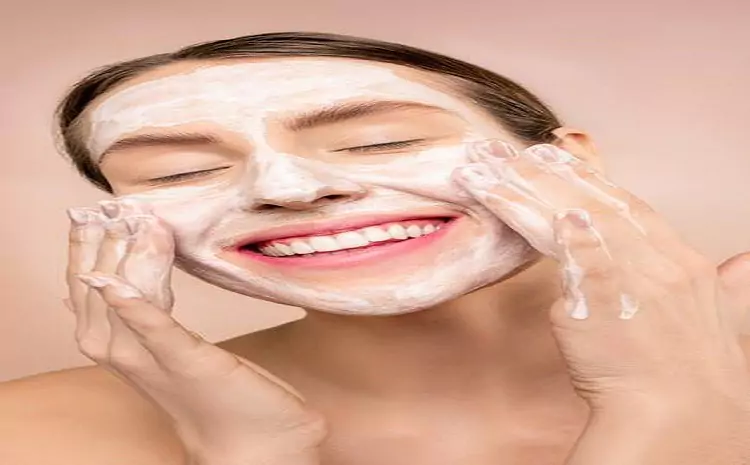 What Are the Key Components of the Best Natural Skin Care Routine?