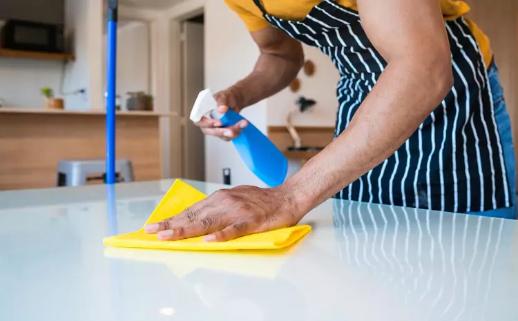 How to Green Your Cleaning Routine: Tips for Eco-Friendly Commercial and Residential Cleaning